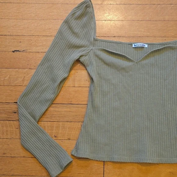 Reformation, Square Neck Ribbed Cropped Top, Sage Green, VGUC, Women's M - Picture 7 of 11